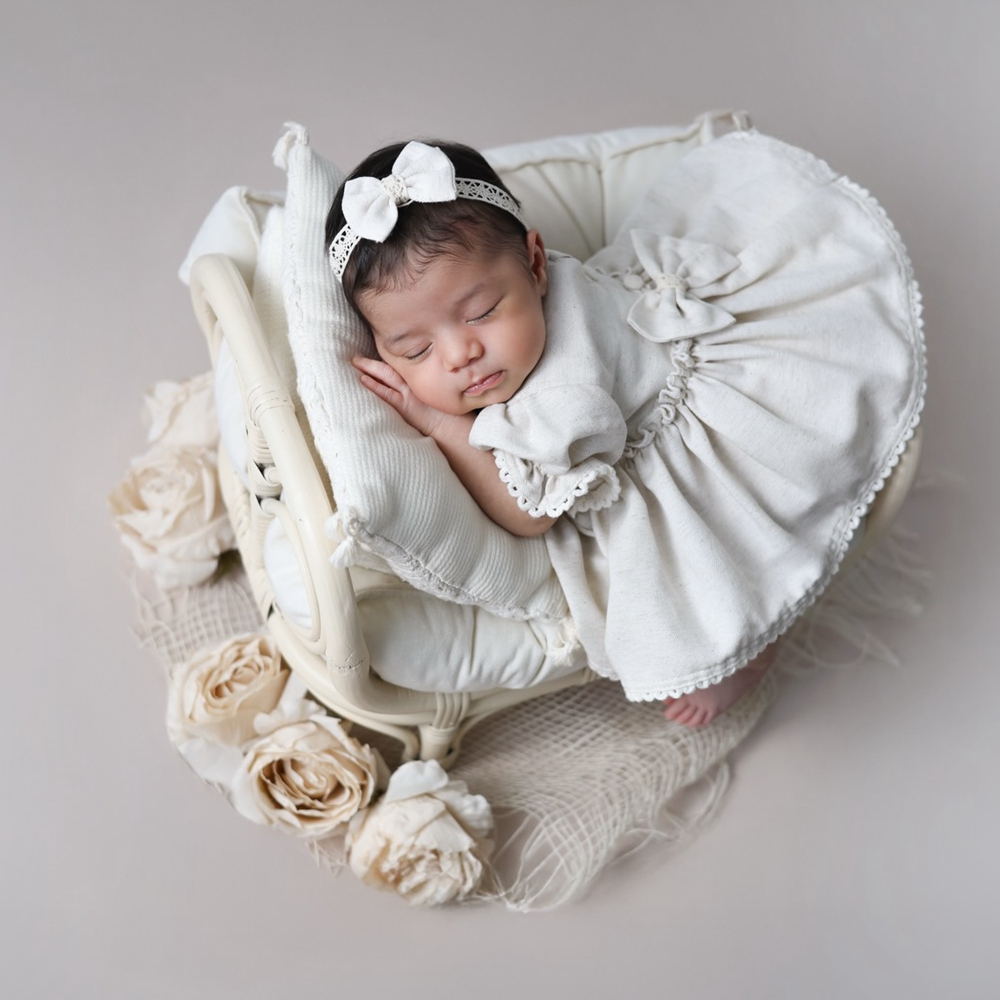 Newborn Photography Props Baby - огляд і ціна Baby Products Essential